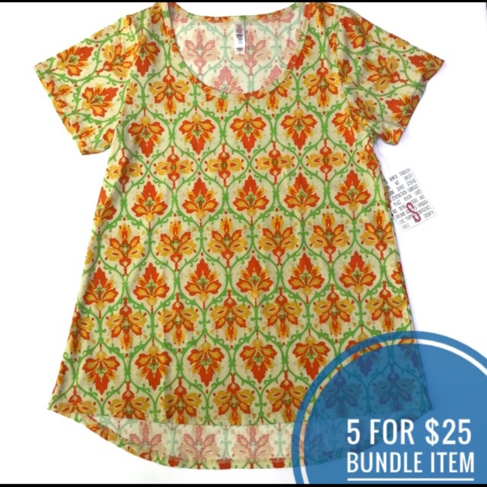 LuLaRoe Classic T Shirt Size Small NWT